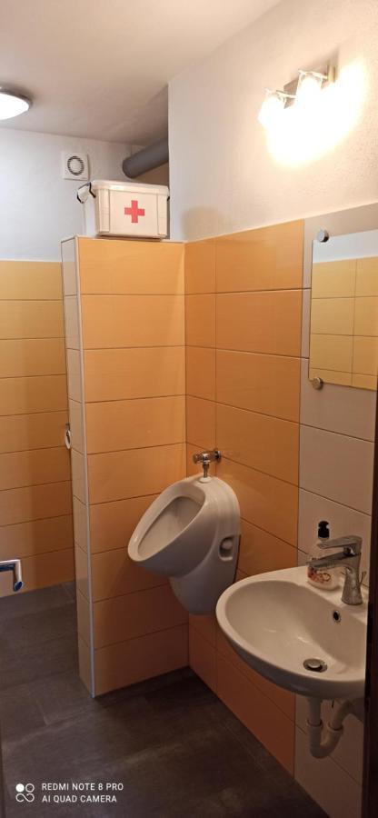 Hotel Na Vrtu K25 Gradac Esterno foto